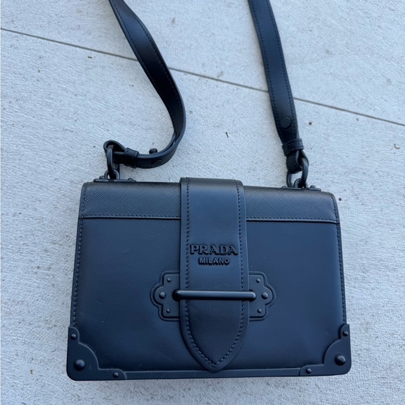 Medium size Cahier crossbody Prada bag, never worn, certification & dust bag - Picture 5 of 8